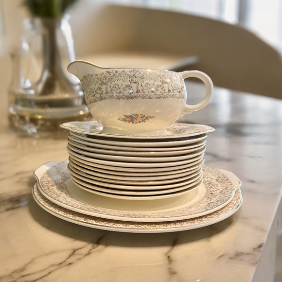 Warranted 22K Liberty Gold Fine China Dishes (16 pc) - Picture 1 of 16